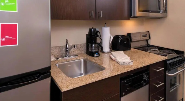 Четырёхместный люкс TownePlace Suites by Marriott Huntington