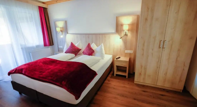 Апартаменты Haus Karnia Appartements & Zimmer
