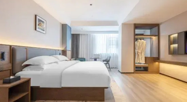 Люкс Superior Days Inn Kunming Changshui Airport