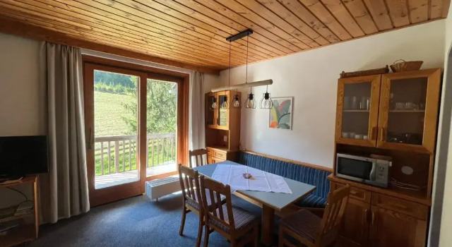 Mai-Brunn Alm Apartments (Bad Kleinkirchheim)