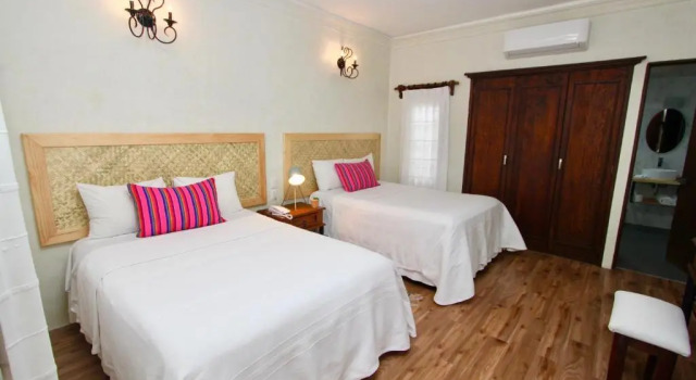 Standard Neljän hengen huone Hotel Trebol