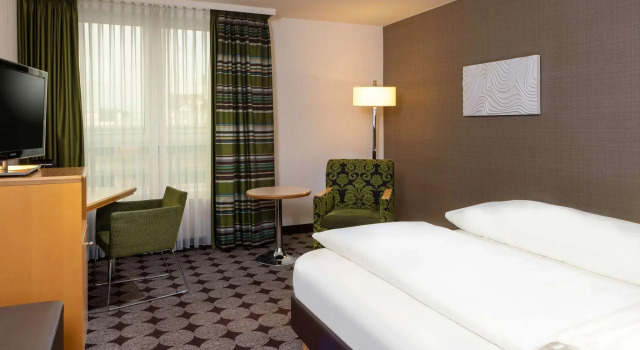 Номер Superior Mövenpick Hotel Nürnberg Airport