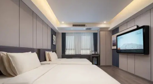 Люкс Harbin Ice and Snow Word Sunac Land Atour X Hotel
