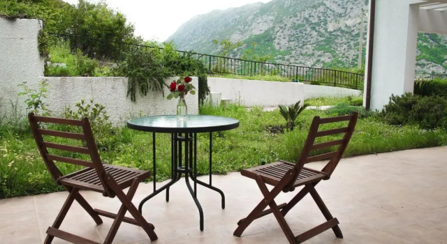 Студия Villa Risan Apartments
