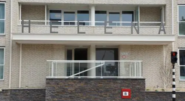 Helena at Sea Apartments, Забронировать Апартаменты/квартира Отели Южной Голландии с парковкой, Парковка