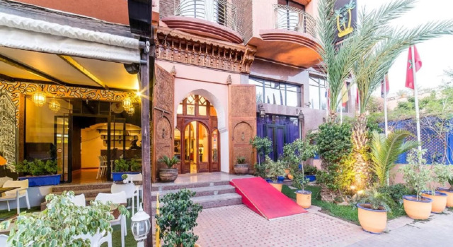 Hôtel Les Trois Palmiers