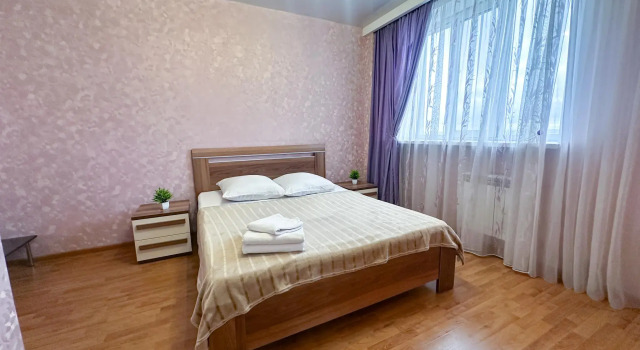 EasyRent on Pionerskaya street 100, Prenota Hotel Hotel economici a Samara Region