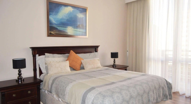 Lighthouse Mall Apartment