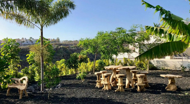 Exclusive Villa on Tenerife with Infinity Pool, Zen Garden, Забронировать Вилла Адехе Teide National Park, рядом с Гольф-клуб Коста Адехе
