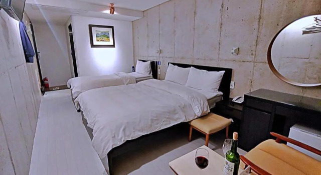 Двухместный номер Deluxe CNB Hotel COZYANDBOUTIQUE