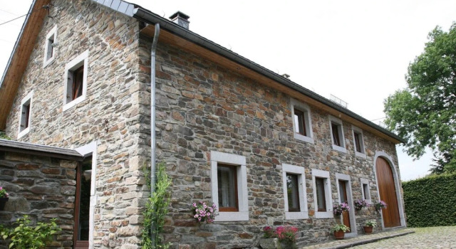 Lovely Cottage in Waimes With Sauna, Rezervovat Rekreační dům Hotely v Lutych s parkováním, Parkování