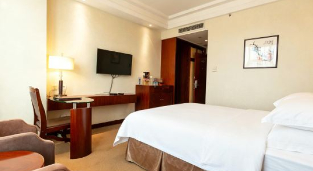 Люкс Deluxe Oriental International Hotel