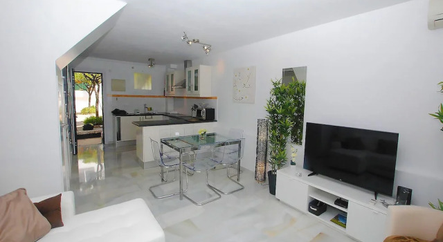 Dona Lola Micaela  Beach front duplex apartment with open sea and beach views located between Marbella and Fuengirola CS148