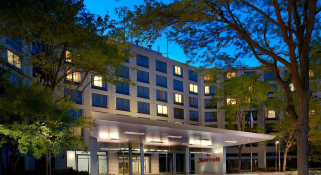 Chicago Marriott Naperville, Varaa Hotelli Naperville Chicago
