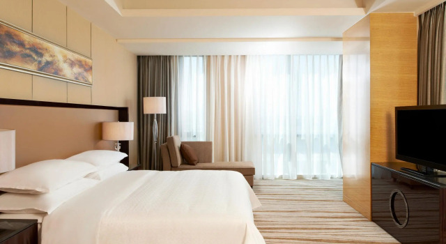 Двухместный люкс Executive Four Points By Sheraton Langfang, Guan