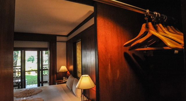 Полулюкс Suan Bua Hotel & Resort