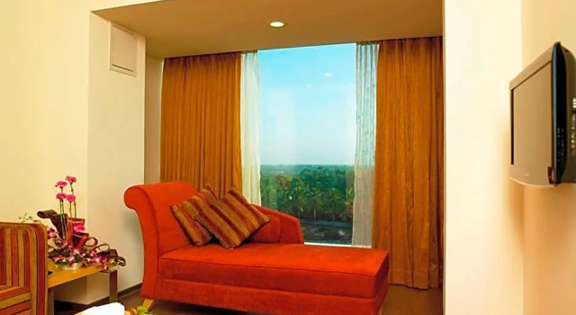 Люкс Executive Royal Orchid Suites