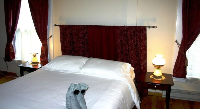 The Rose Petal Inn, Забронировать Отель Дженива Seneca Lake Wine Trail