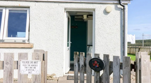 Poppies Cottage, Book Vacation Home Craignure Isle of Mull