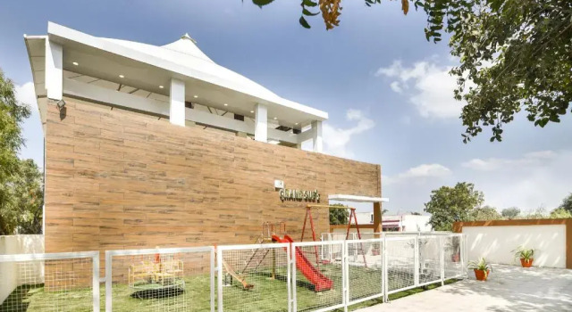 Hotel O Ishwar Nagar Near Golden Temple, Book Hotel Amritsar Punjab
