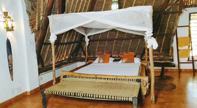 Вилла Deluxe с красивым видом из окна Upani in Diani complimentary cook for villas only, room service for deluxe suites