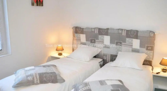 Gîte charmant près de la Loire avec WiFi et animaux admis - FR-1-381-503, Book Hotel  