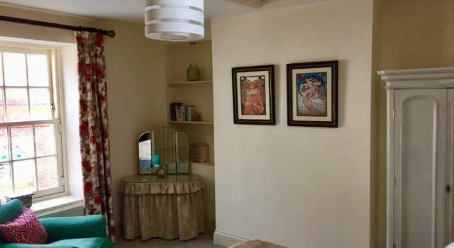 Коттедж Edens House