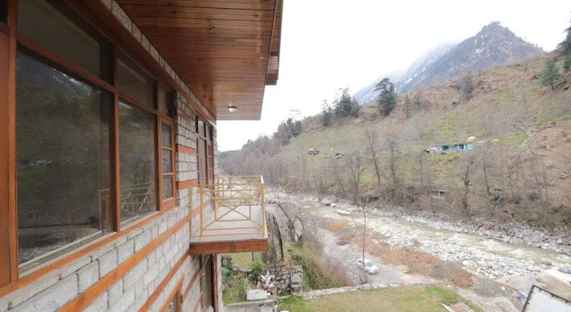 White Pearl Cottage, Забронировать Дом для отпуска Коттеджи Манали, Коттедж