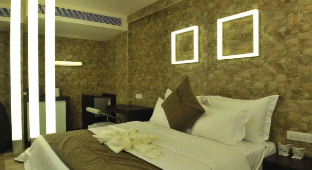 Hotel El Dorado, Rezerwuj Hotel Hotele w Gujarat ze śniadaniem, Śniadanie