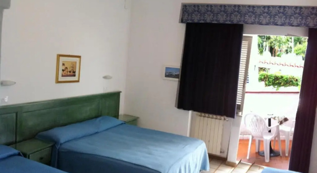 Четырёхместный номер Standard Castiglione Village