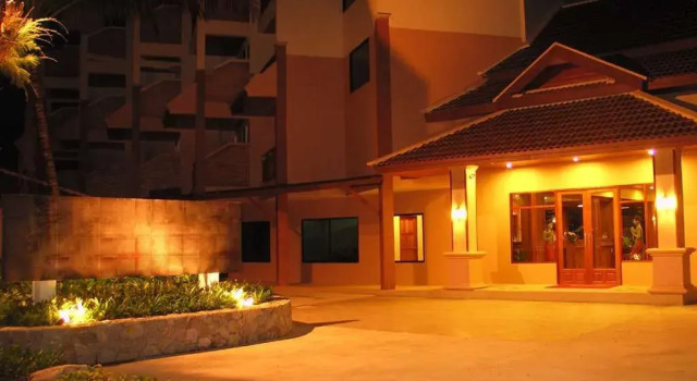 Отель Best Western Premier Bangtao Beach Resort and Spa