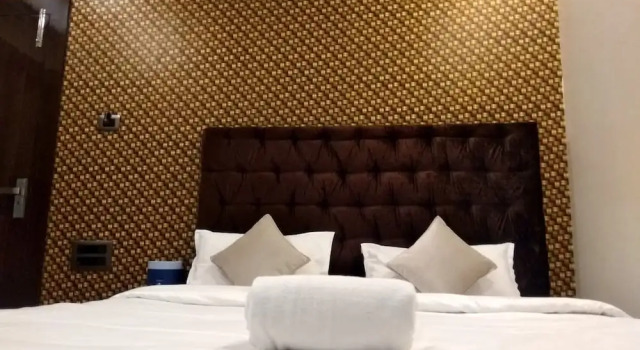 Номер Economy JK Rooms 126 Parashar Legacy - Opp Railway Station