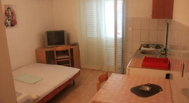 Apartments Villa Filipovic, Забронировать Апартаменты/квартира Апартаменты Макарска, рядом с Набережная Рива (Макарска), Апартаменты/квартира