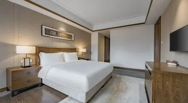 Семейный люкс Deluxe Chongqing Rongghui Up-Spring Alley Hotel