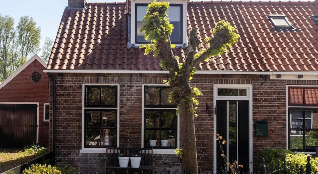 Atmospheric Wadden houses located next to each other near the Wadden Sea, Забронировать Дом для отпуска Виллы Paesens, Вилла