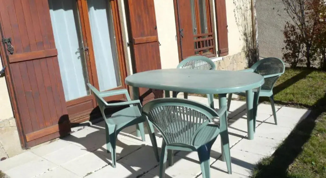 Апартаменты с красивым видом из окна Mountain Lodge in Alps-chez Philippe, Panoramic-Village, Renting, view over Glaciers