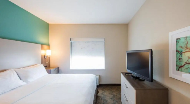 Люкс Holiday Inn & Suites Lake City by IHG