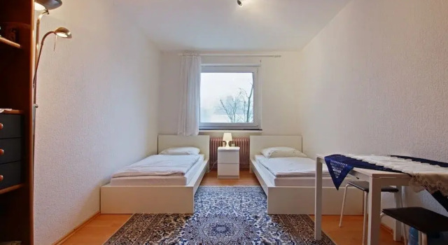 Conzeptplus Private Houses Hannover, Забронировать Отель Ганновер Нижняя Саксония, рядом с Театр "Коммедиа Футура" на заводе "Айсфабрик"