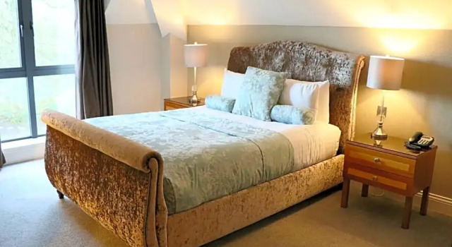Номер Deluxe Raheen Woods Hotel