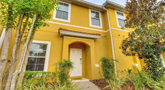 4 Mi to Disney World: Townhome w/ Hot Tub & Lanai!