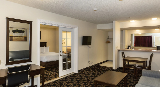 Econo Lodge Inn and Suites Bellingham, Book Hotel Bellingham Mount Baker