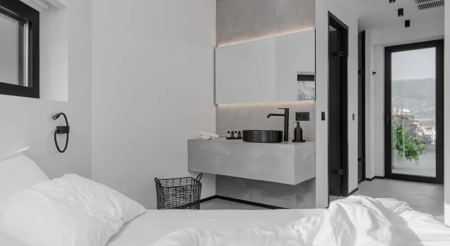 No Stars, Rezervasyon Otel Yanya Epirus