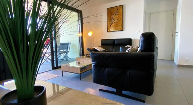 Appartement tout confort pieds dans l'eau, Varaa Huoneisto Propriano 