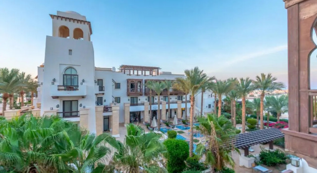 Classy 1-Bedroom Apartment in Ancient Sands with Pool View, Prenota Appartamento El Gouna 