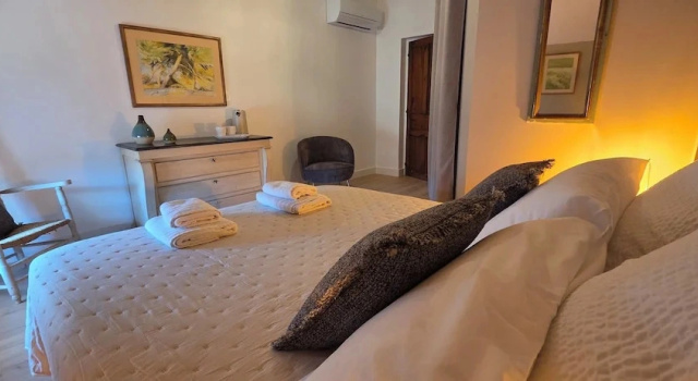 Le MAS CLEMENTINE, Rezerwuj Hotel Hotele w Puisserguier ze śniadaniem, Śniadanie