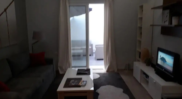 Beautiful Modern Aprt with 1BR in DT Athens