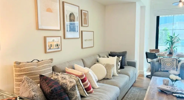Апартаменты с 2 комнатами с балконом Elegant 2bedroom With Balcony in Dubai Marina