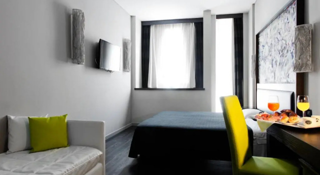 Трёхместный номер Twentyone Hotel