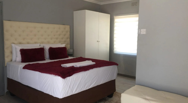 The New Mall Guest House, Rezerwuj Pensjonat Maun Ngamiland East