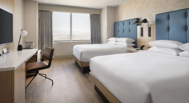 Четырёхместный номер Luxury San Jose Marriott